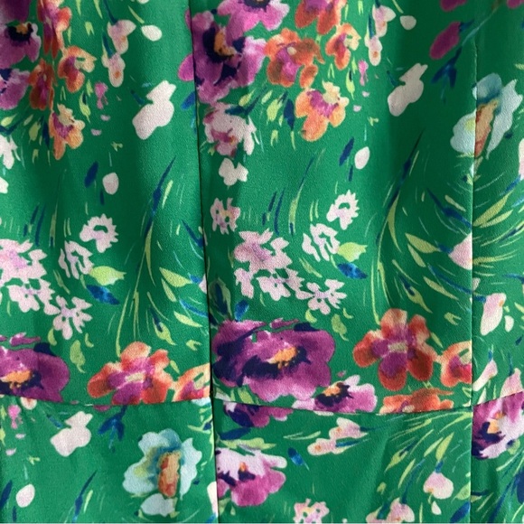 LaRoque Barrett Green Meadow Floral Print V-neck Midi Dress 22778 - Picture 8 of 12